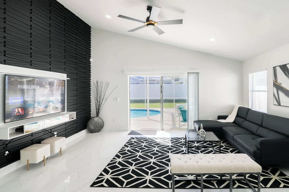 Velvet Horizon - Image 3