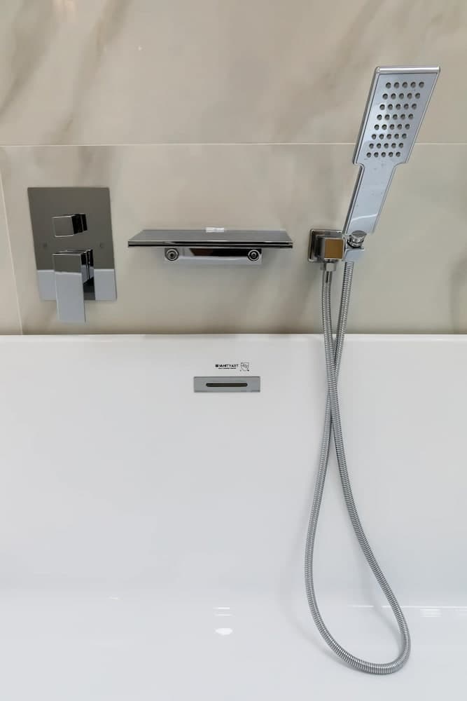 Velvet Horizon - Image 17