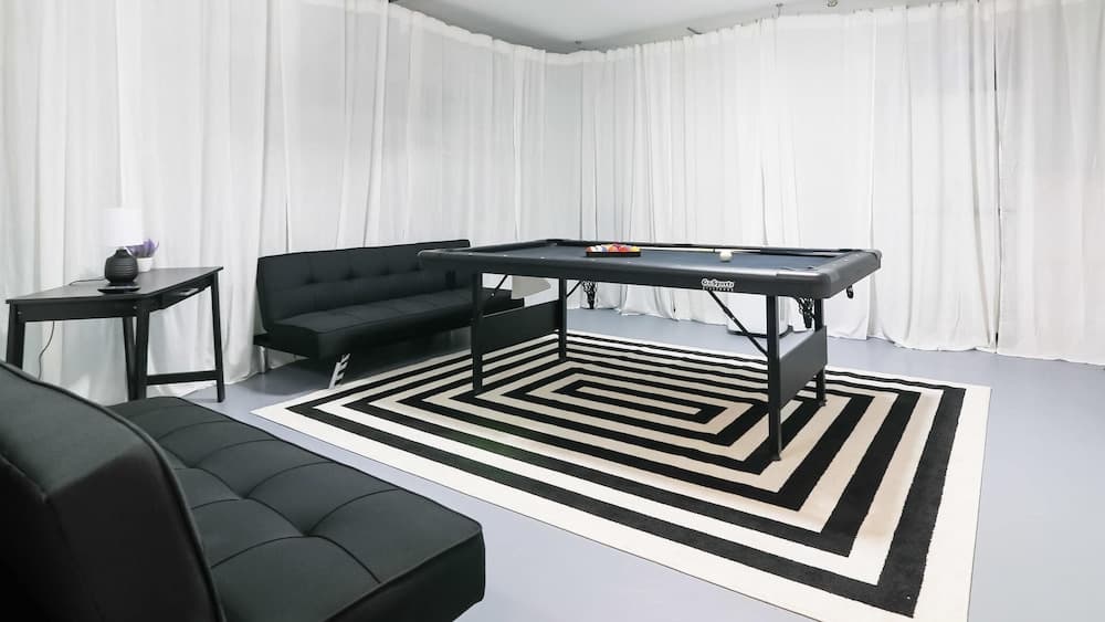 Velvet Horizon - Image 25