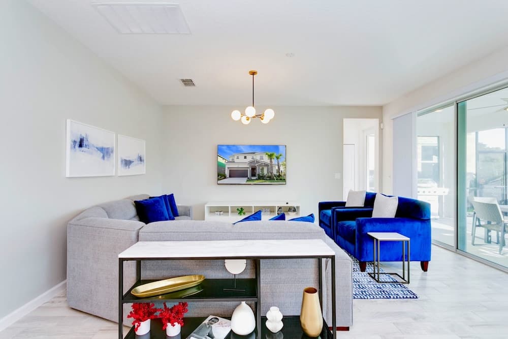 Modern PlayHaus - Image 3