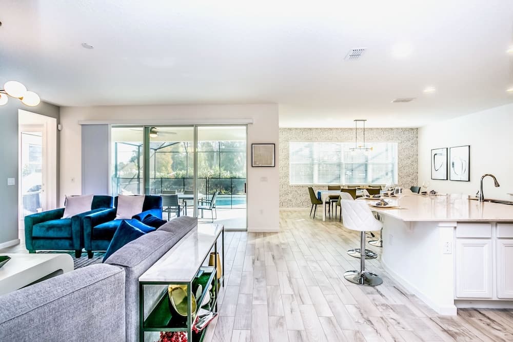 Modern PlayHaus - Image 4