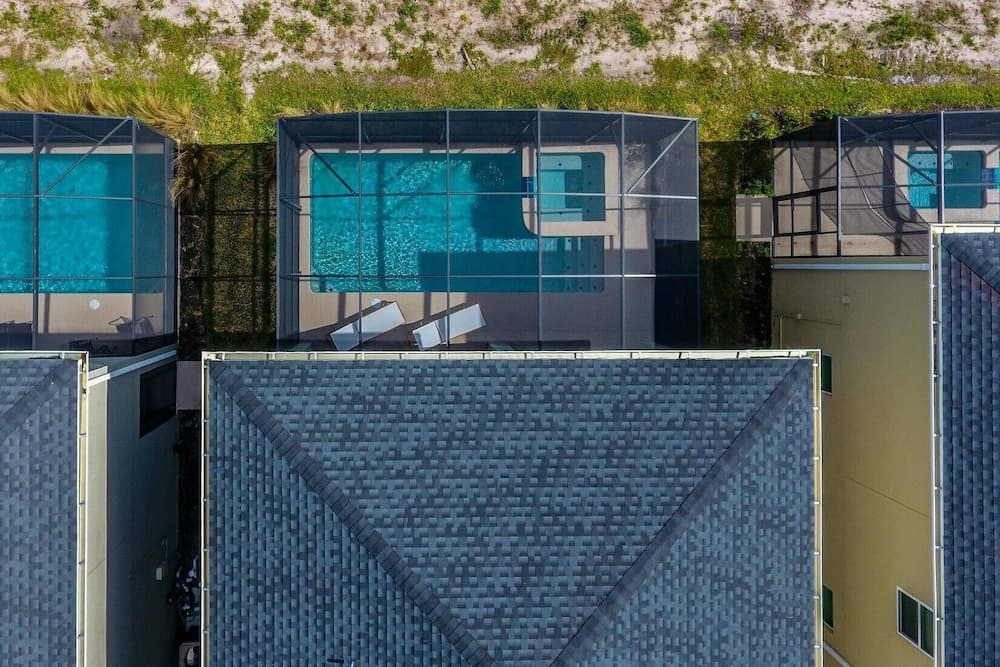 Modern Single Home - Image 54