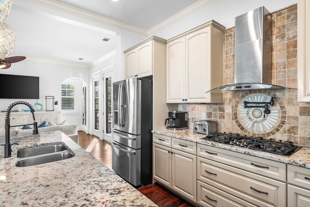 Sunset Cove - Image 7