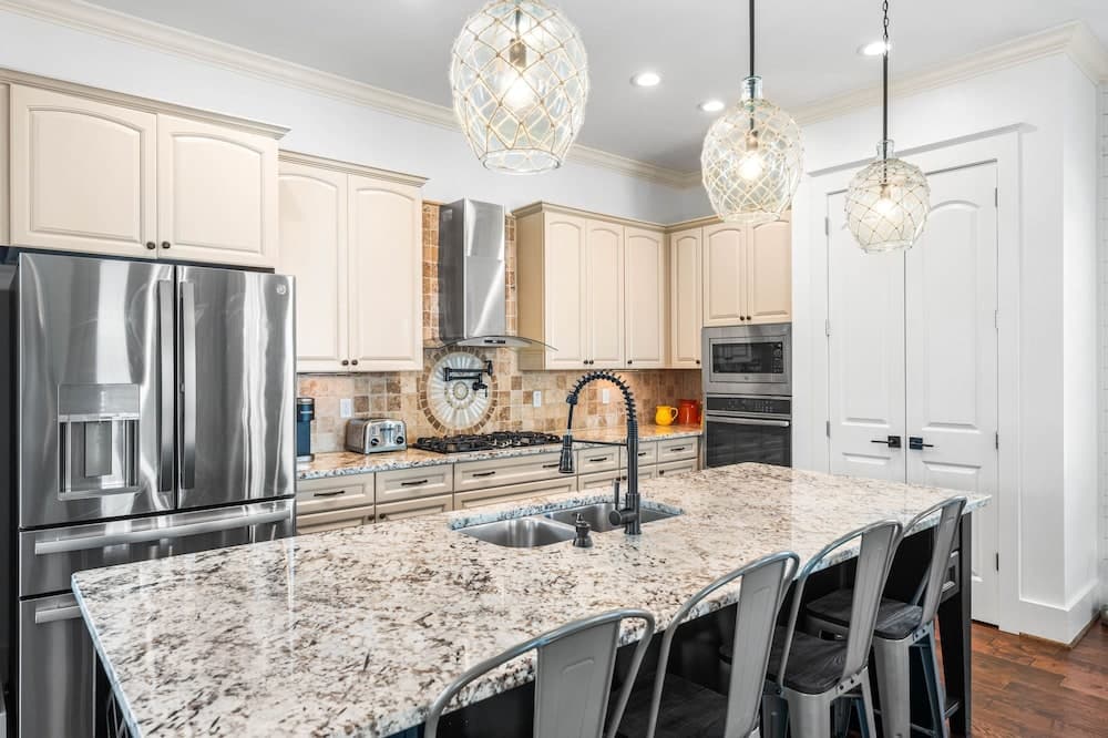 Sunset Cove - Image 9