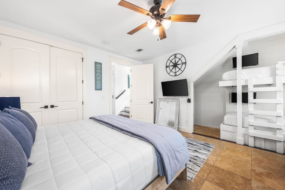 Sunset Cove - Image 19