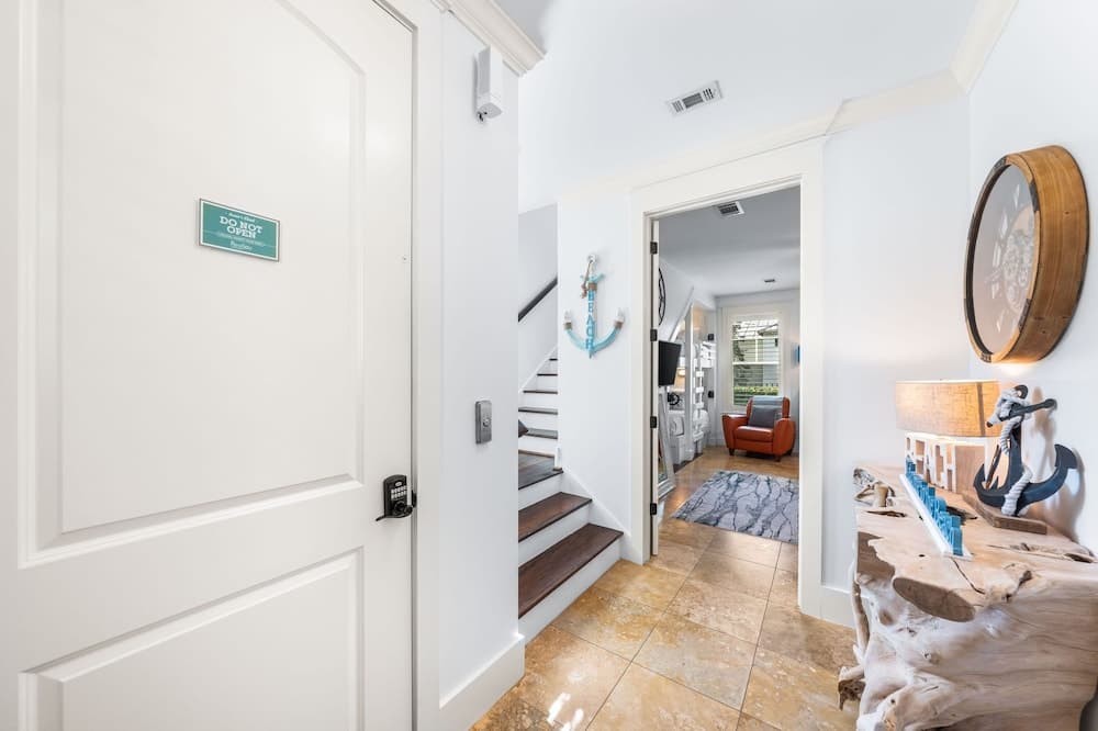 Sunset Cove - Image 26