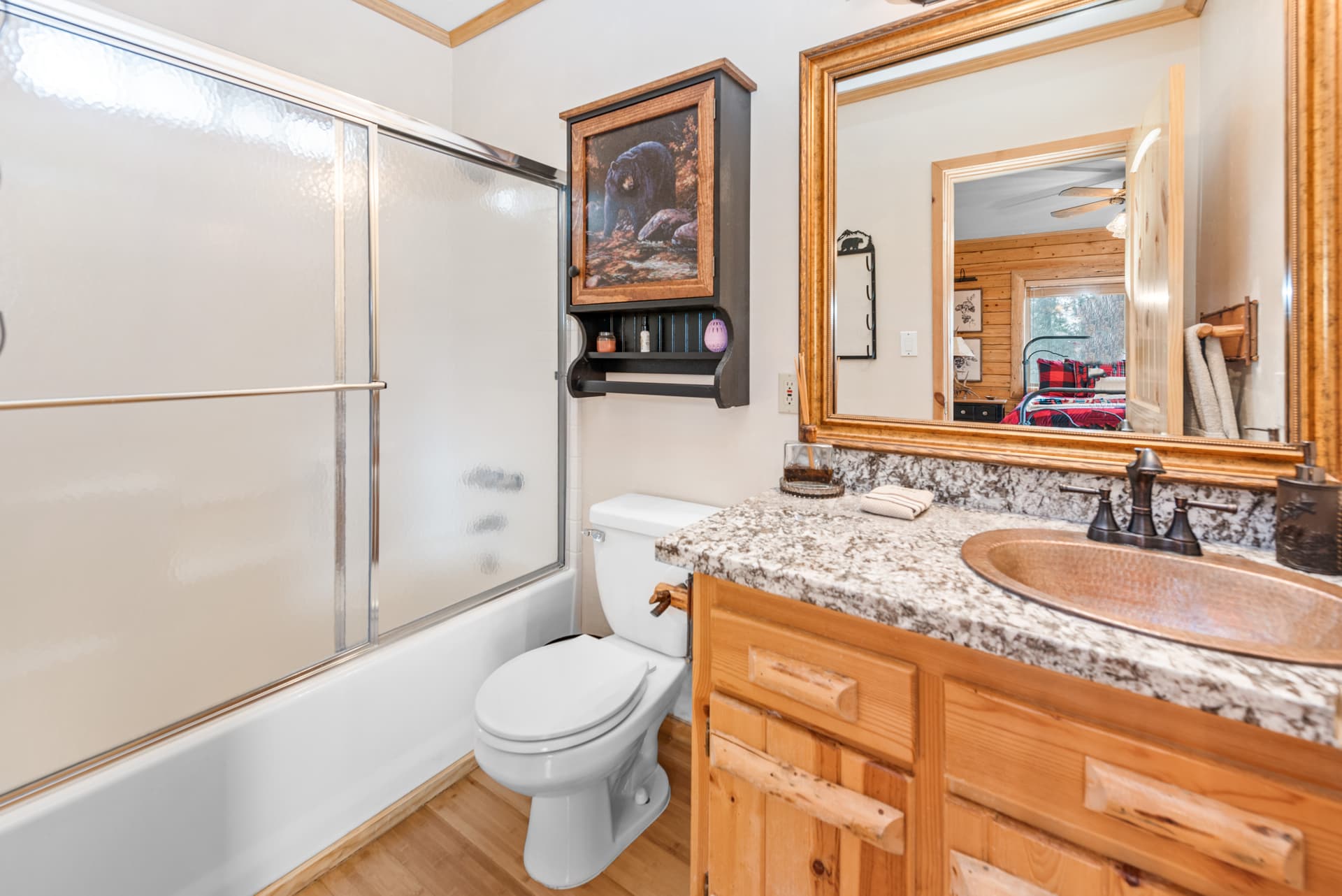 Moon Bear Lodge - Image 16