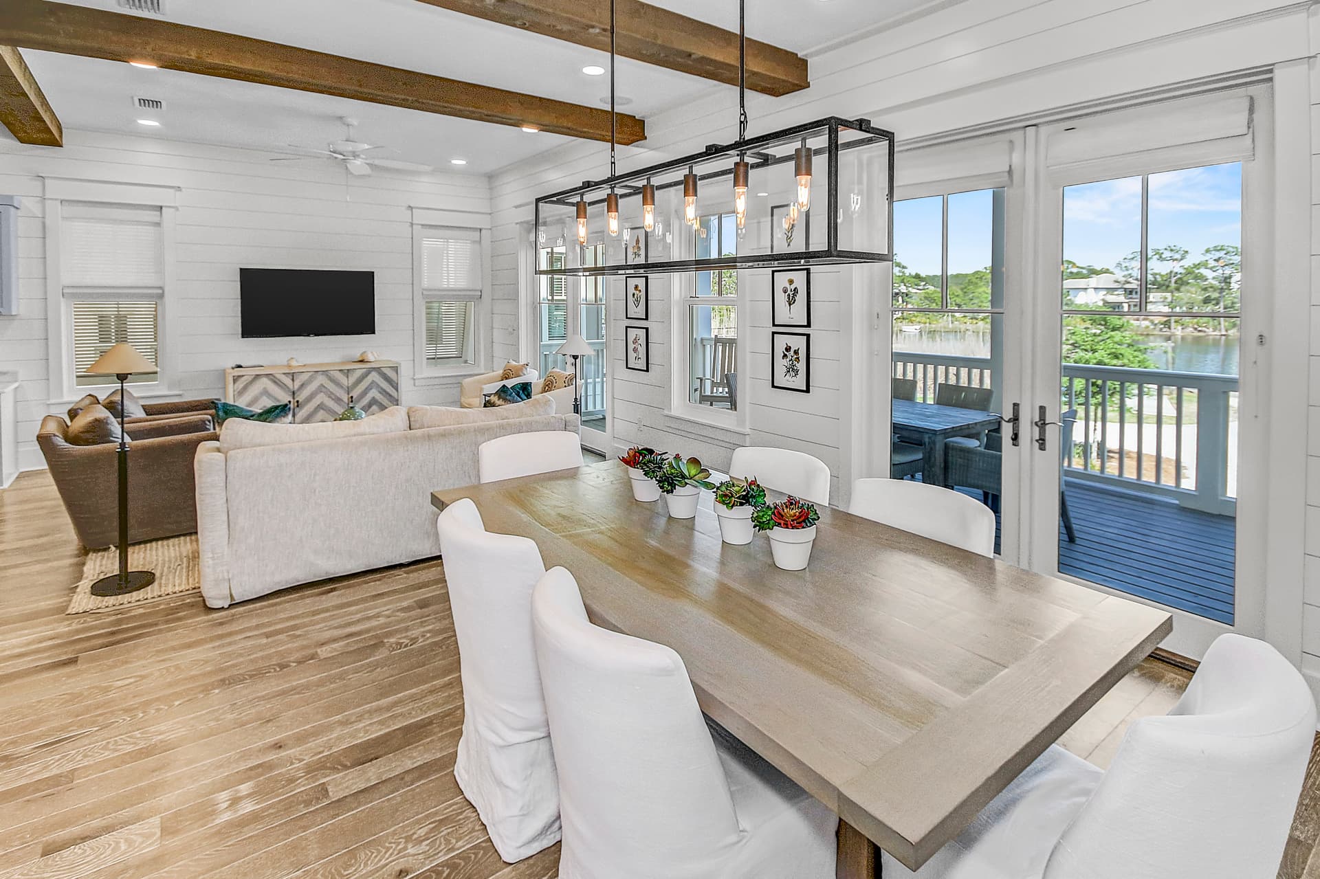 More Grayter - Image 4