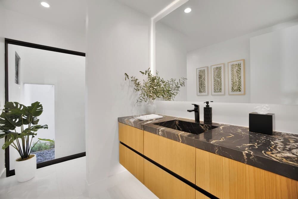 Malibu Masterpiece in the Making - Image 28