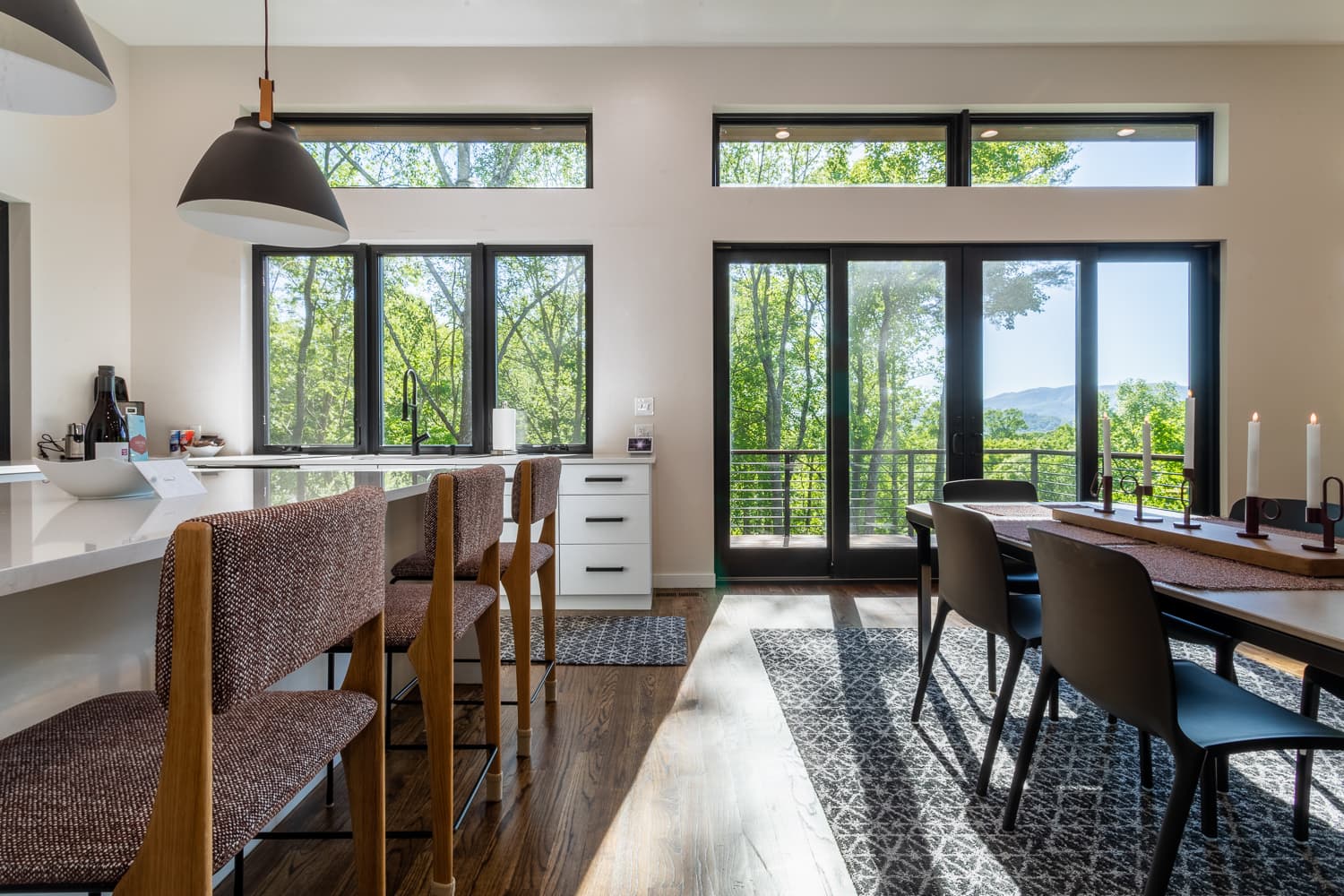 Mountain to Sea Modern - Image 14