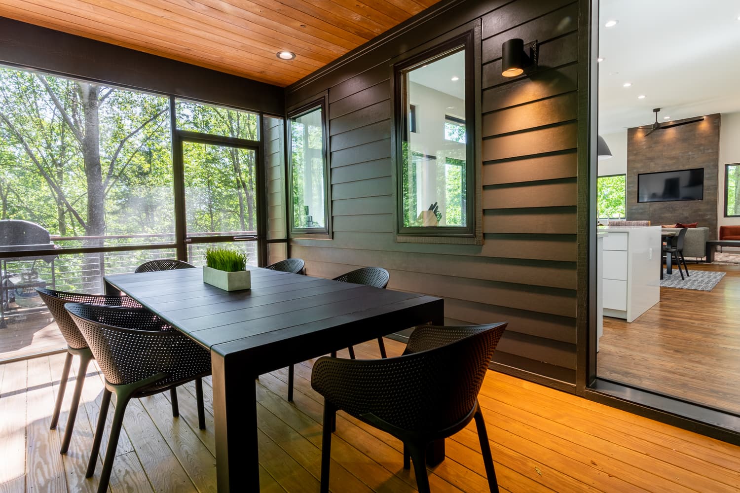 Mountain to Sea Modern - Image 20