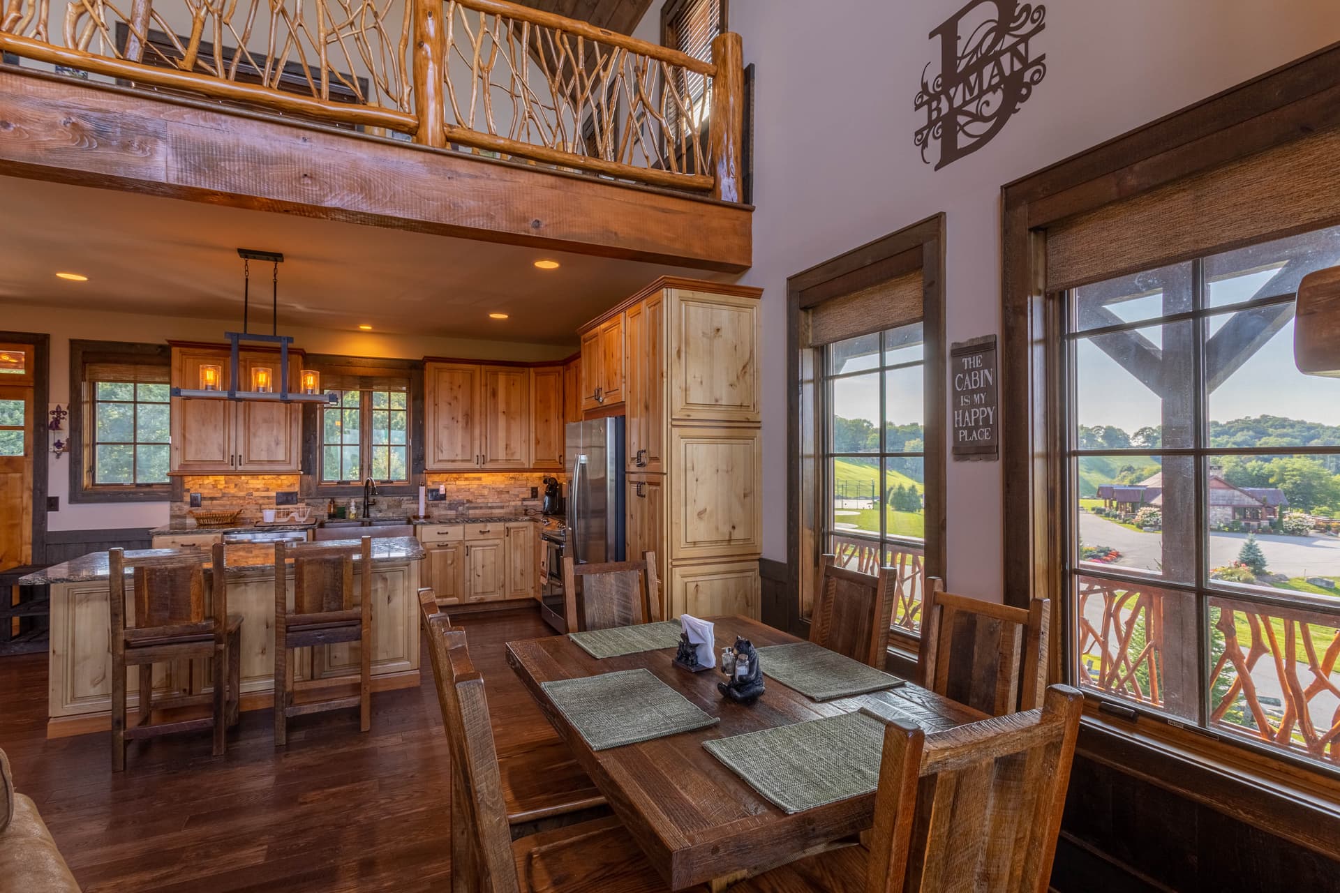 Mountain Lodge Home - Image 7