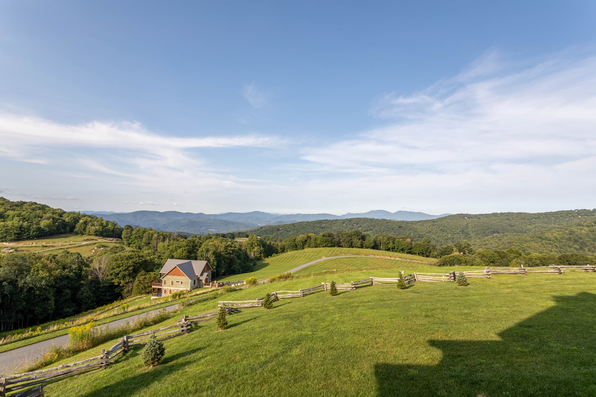 Mountain Lodge Home - Image 18