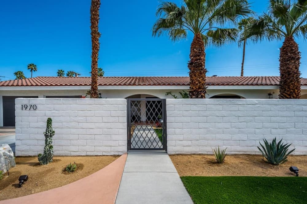 Mountain View Mid-century - Image 49