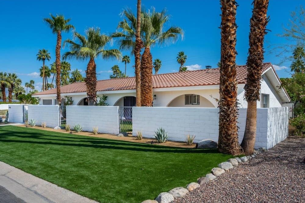 Mountain View Mid-century - Image 34