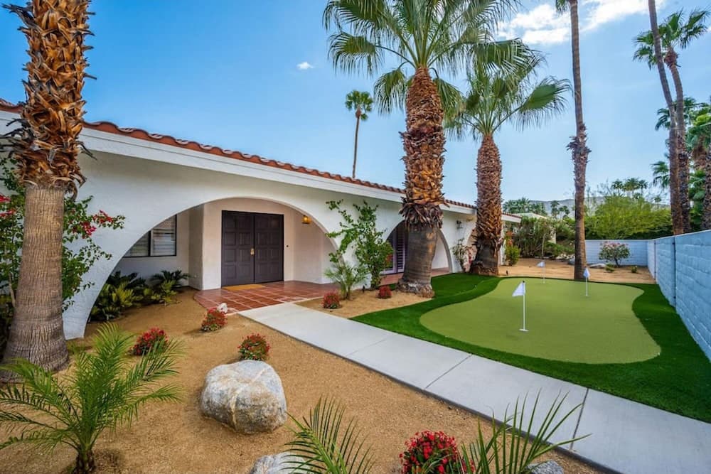 Mountain View Mid-century - Image 36