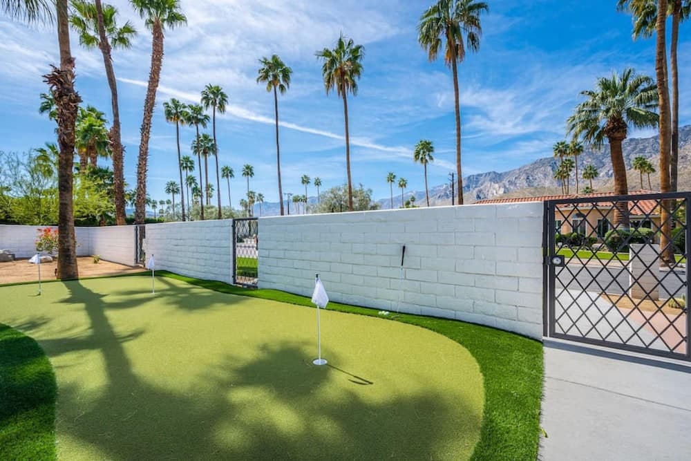 Mountain View Mid-century - Image 30