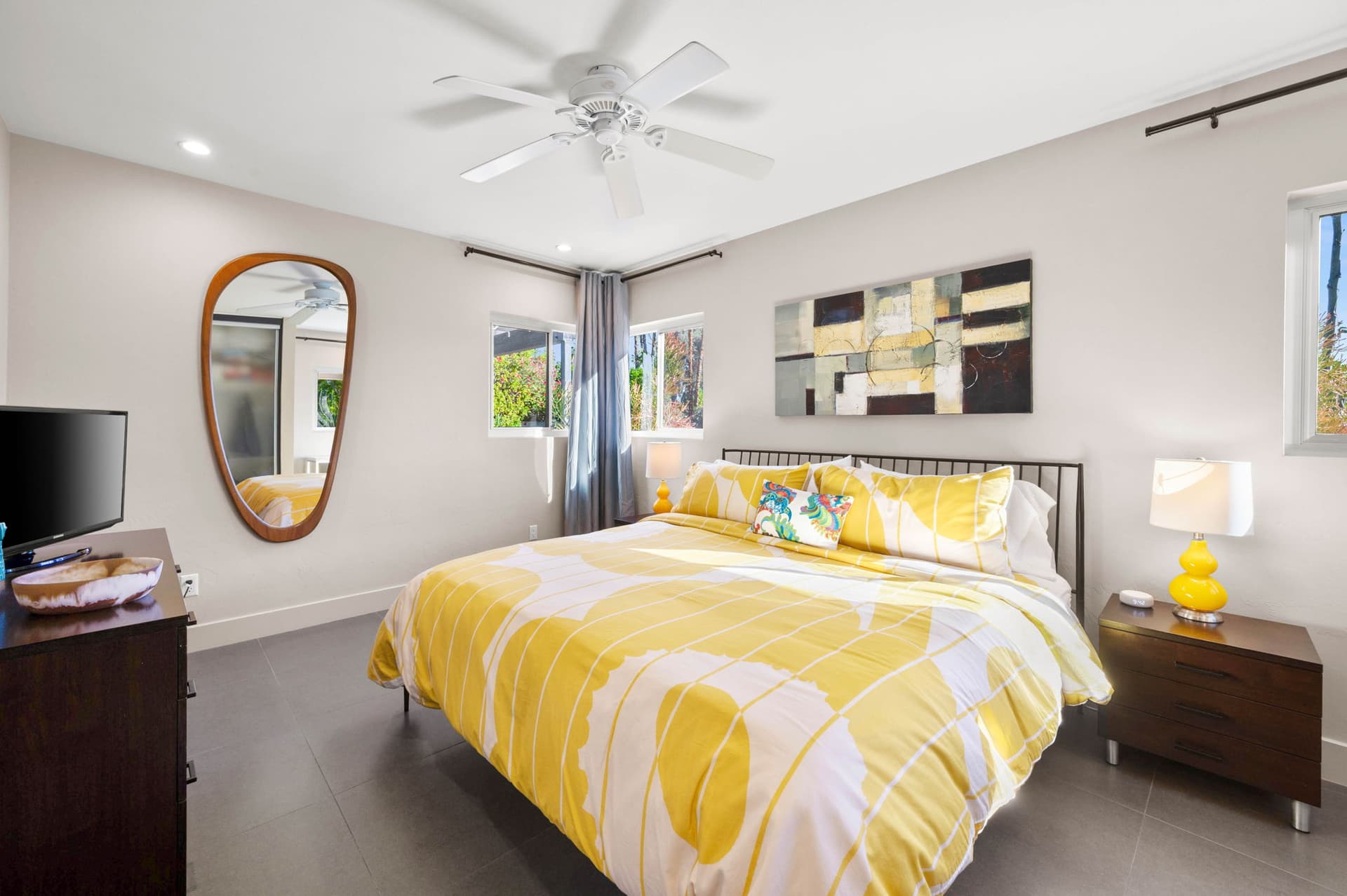 Mountain View Modern - Image 22