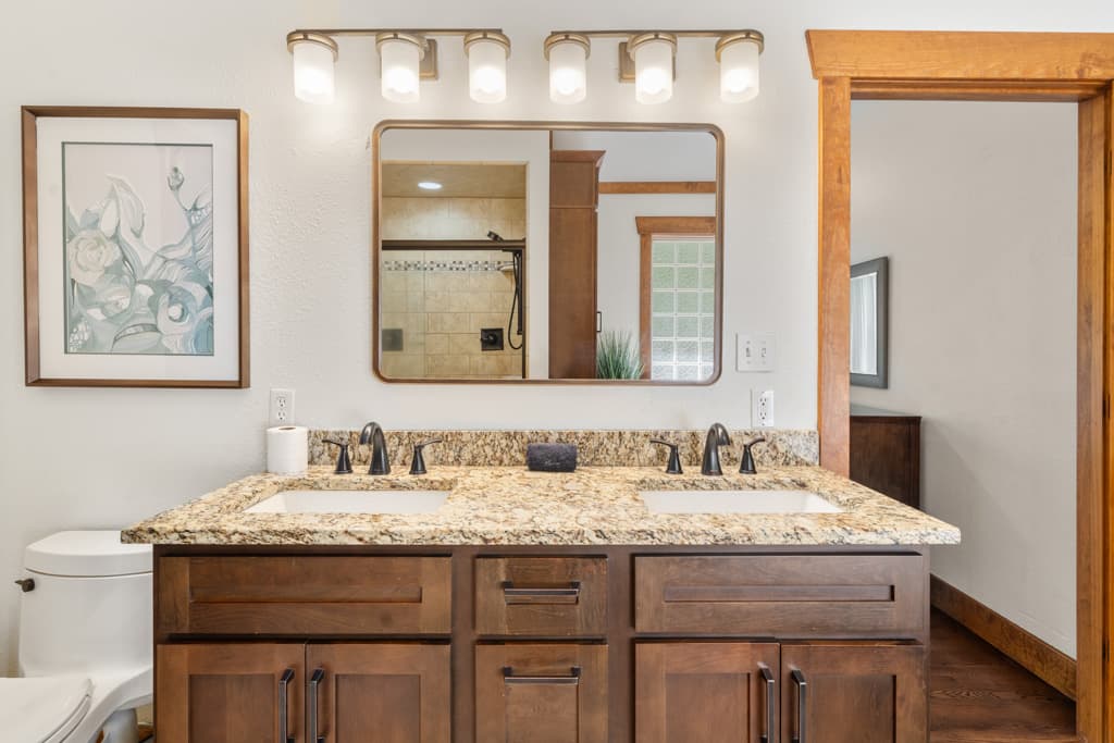 Mountaintop Ridge - Image 22