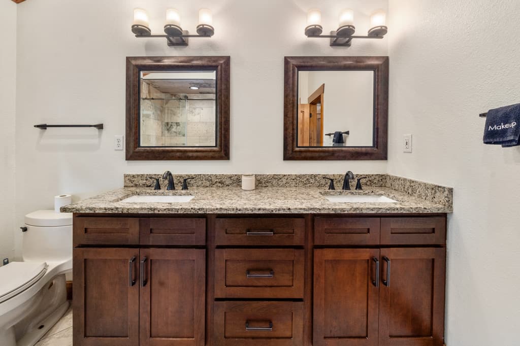 Mountaintop Ridge - Image 26