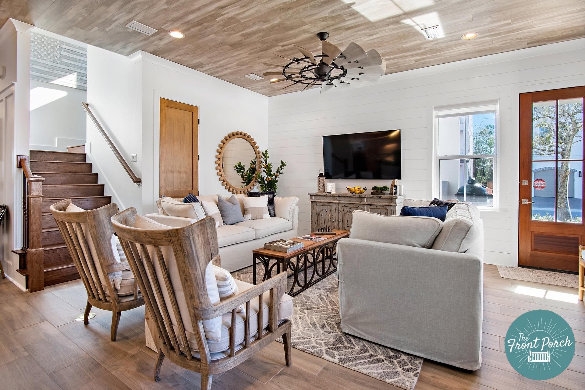 Front Porch Manor - Image 6