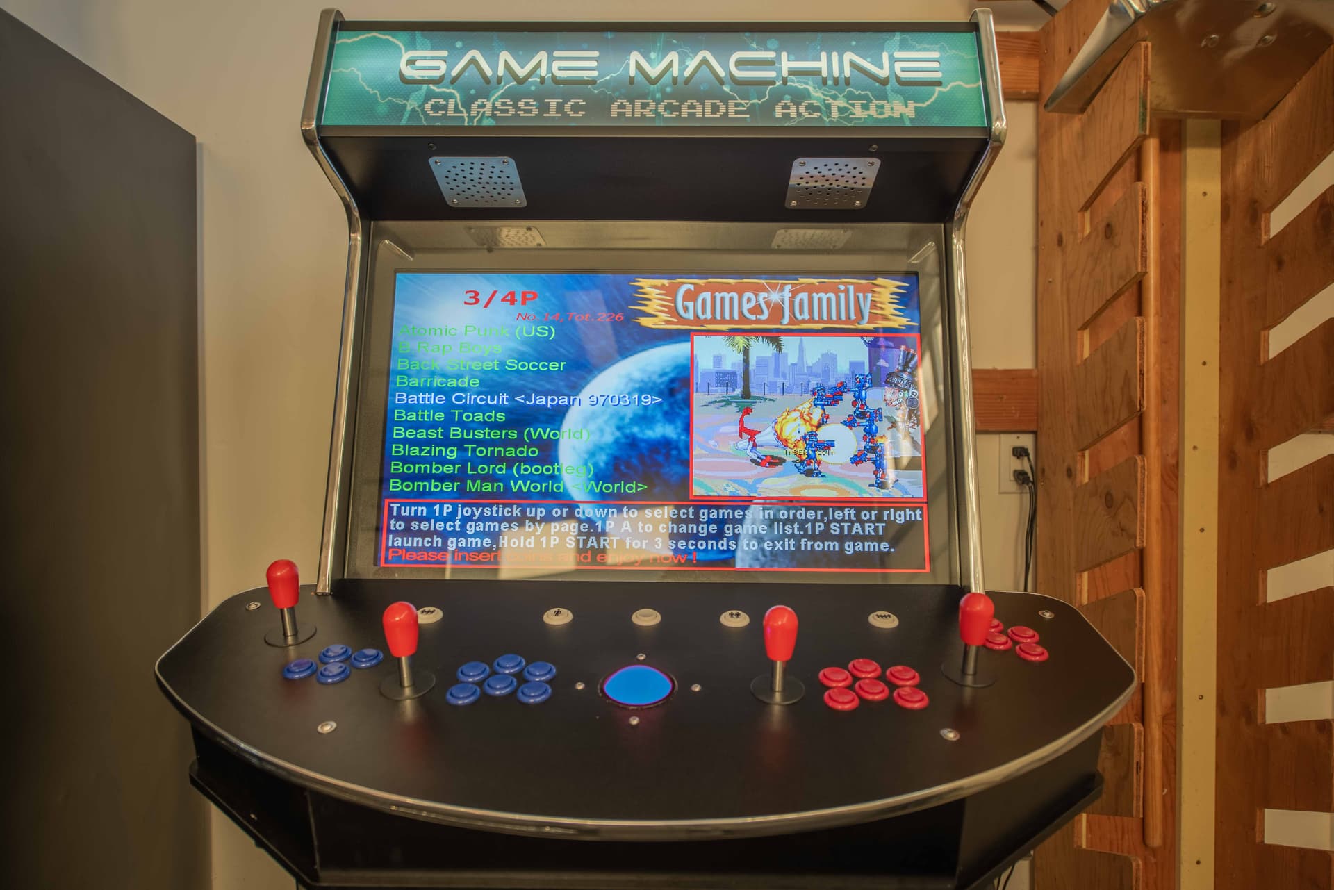 Frontier Main and Guest House - Image 55