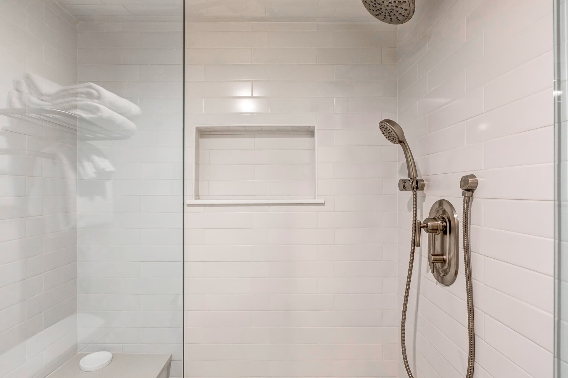 Park Station Luxury Retreat Home - Image 12