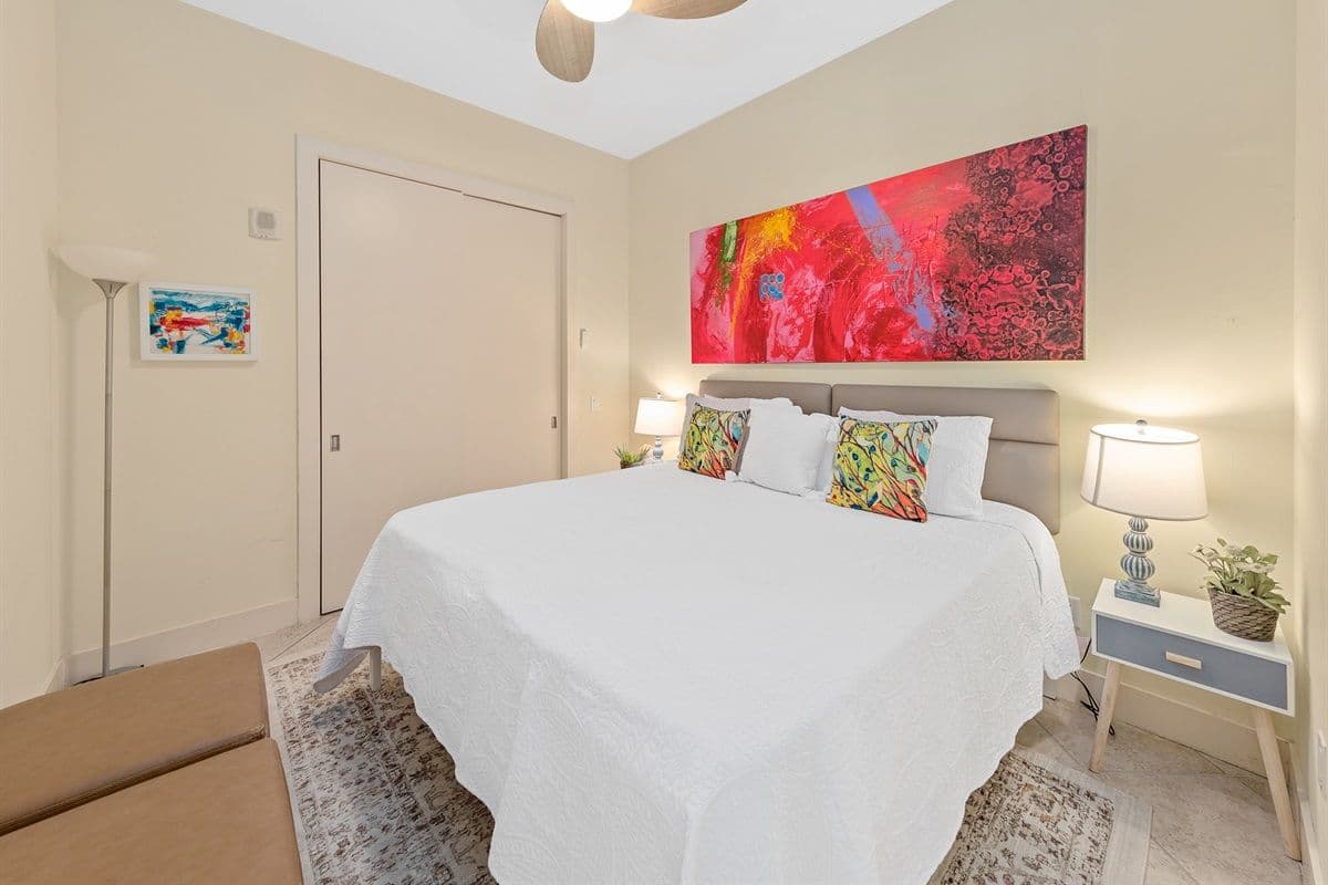 Sapphire Residence - Image 19