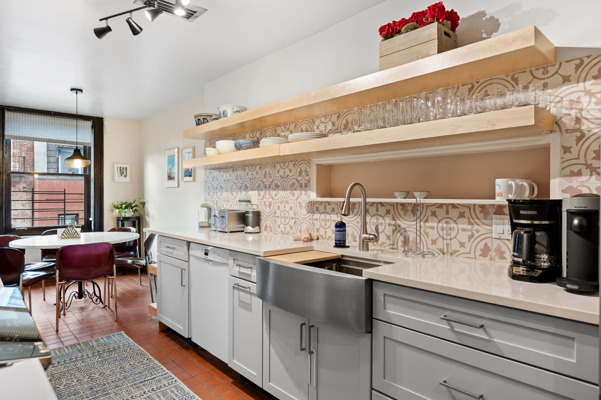 Garden Place - Image 3