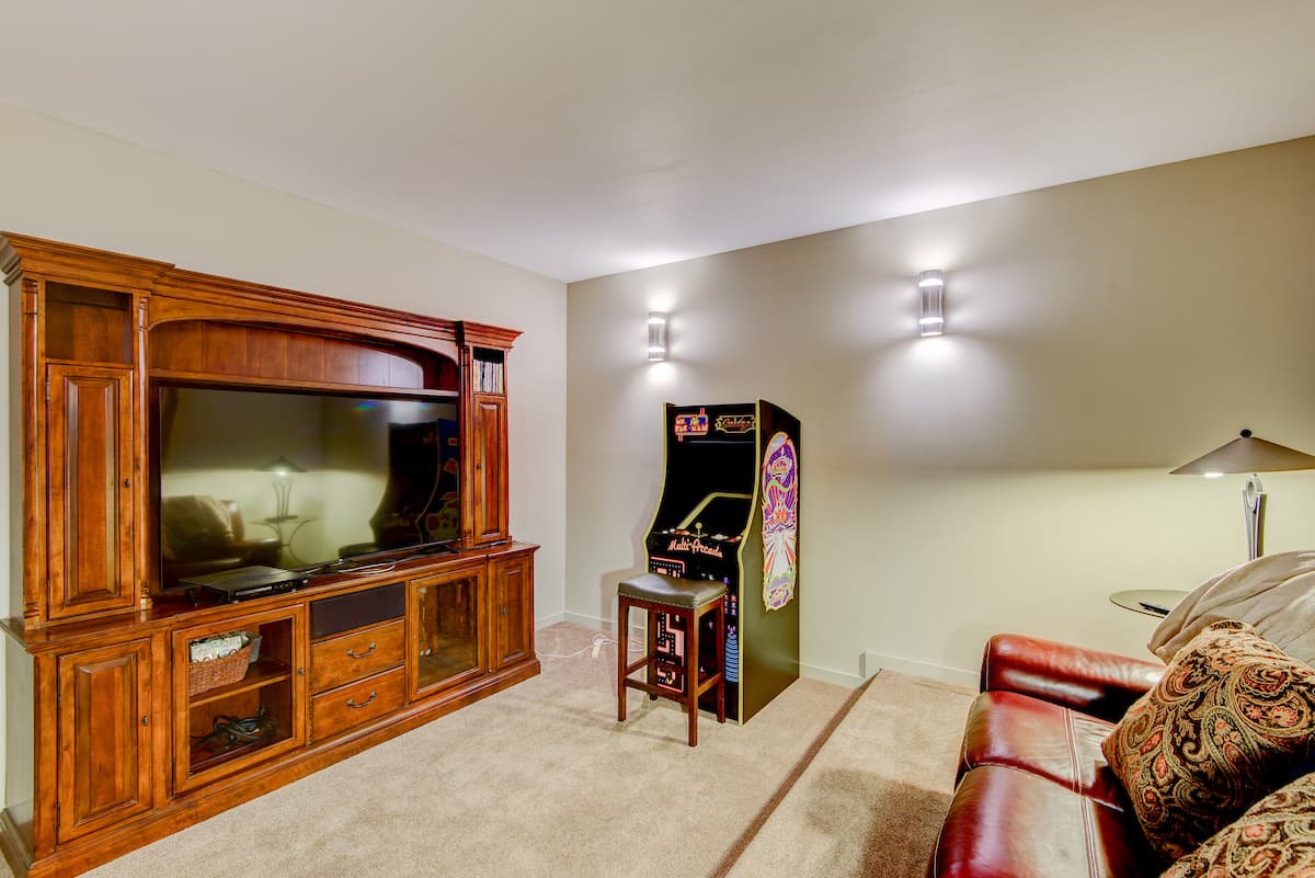 Rested Traveler - Image 36