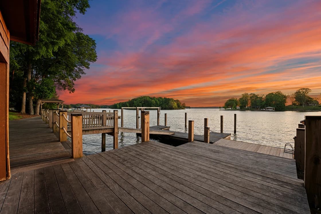 Sunset Shores Resort Homestead - Image 9