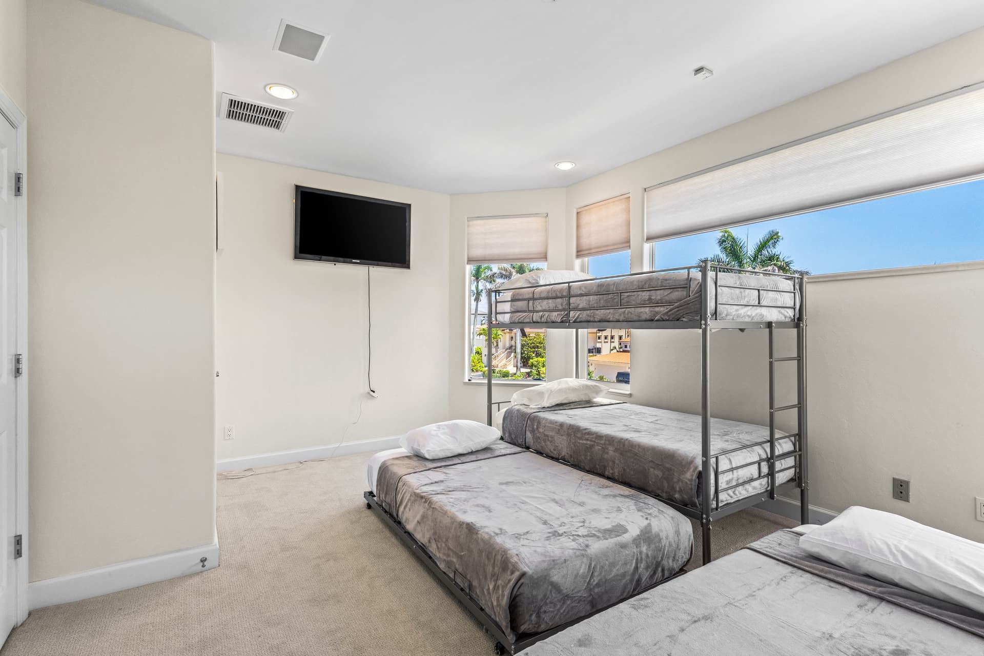 Sunshine Water - Image 22