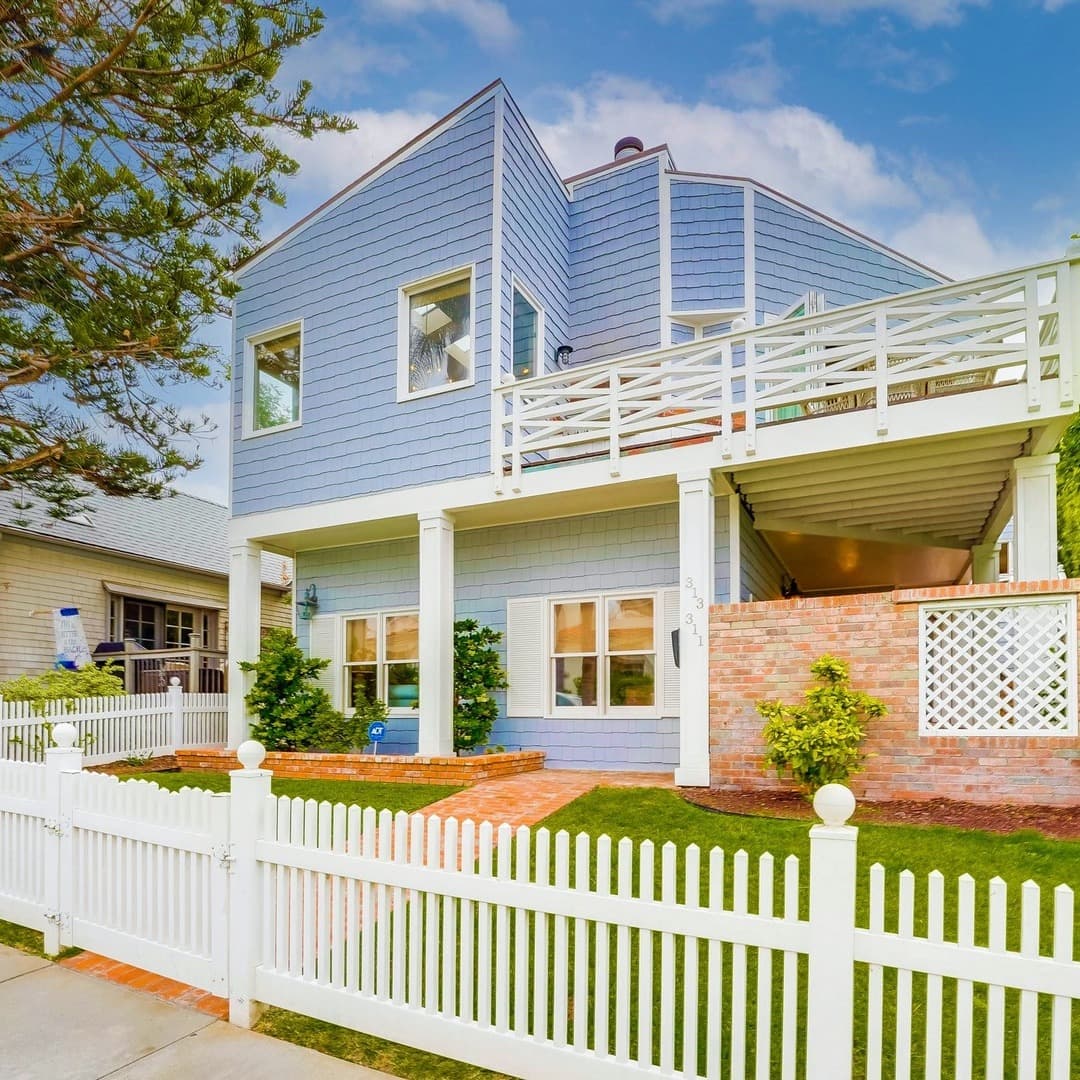 Beach Breakers Home - Image 1