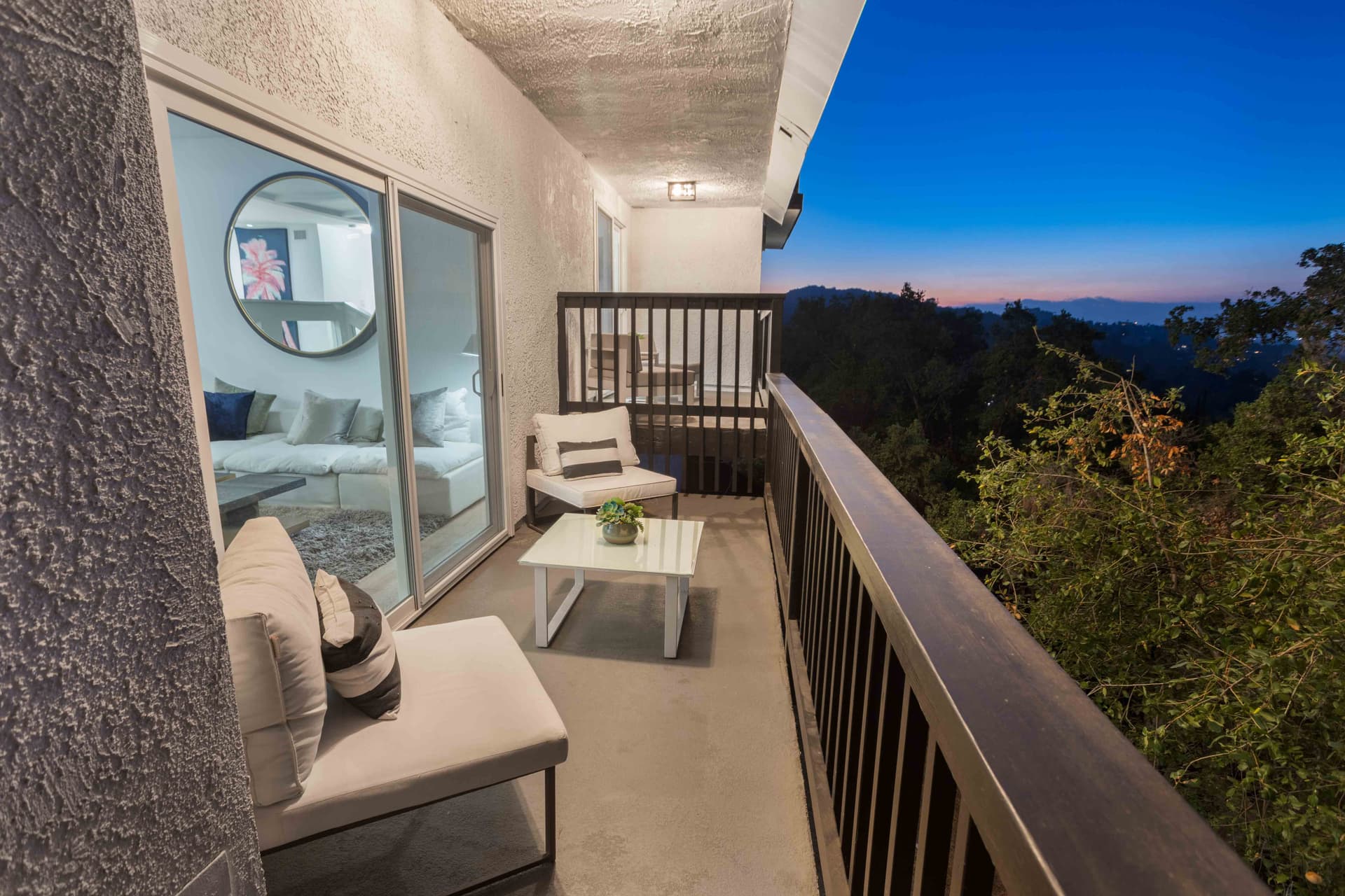 Dona Teresa - Image 47