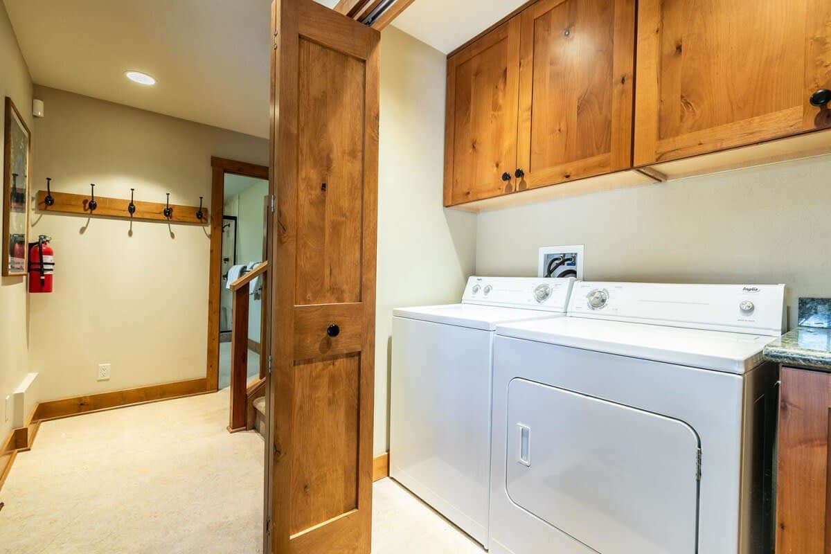 EJ's Point - Image 28