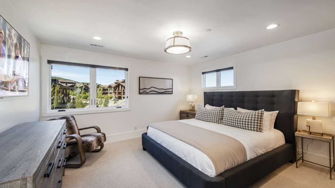 Frostwood Gondola at Canyons - Image 19