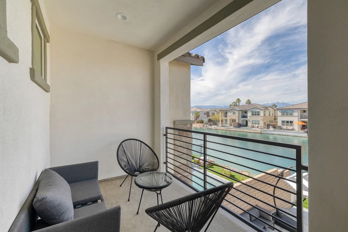 Lago Luxe - Image 16