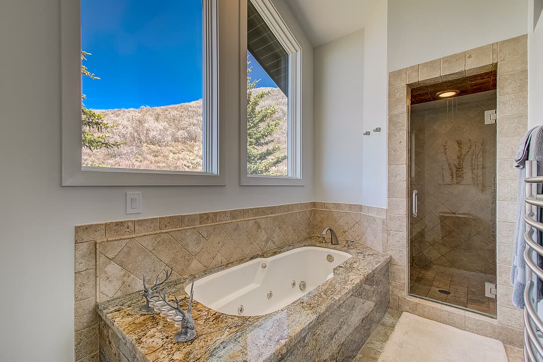 Nansen Court - Image 22