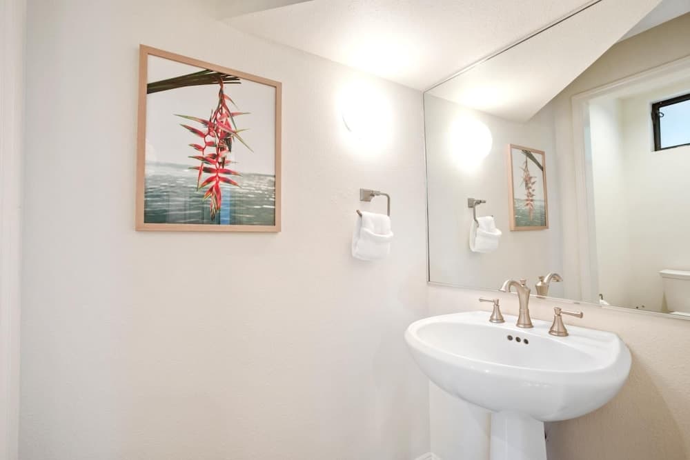 Napili Bay Residence #C11 - Image 11