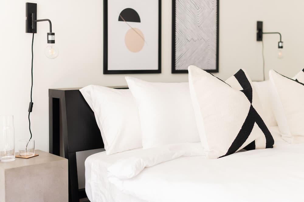 Nash Chic Home - Image 18