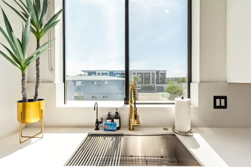 Desert Oasis - Image 12