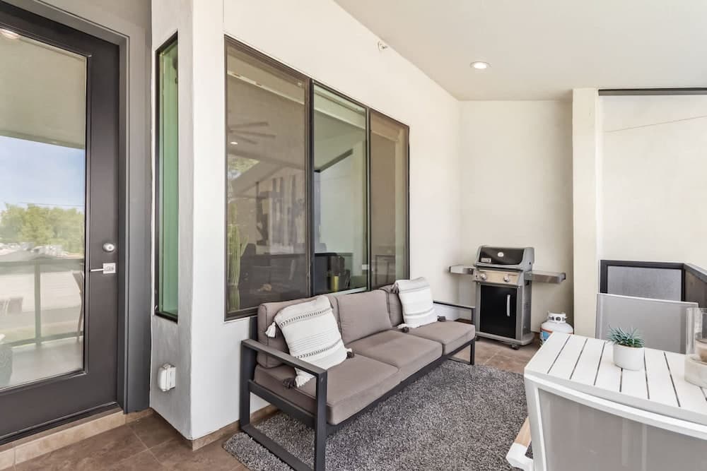 Desert Oasis - Image 33