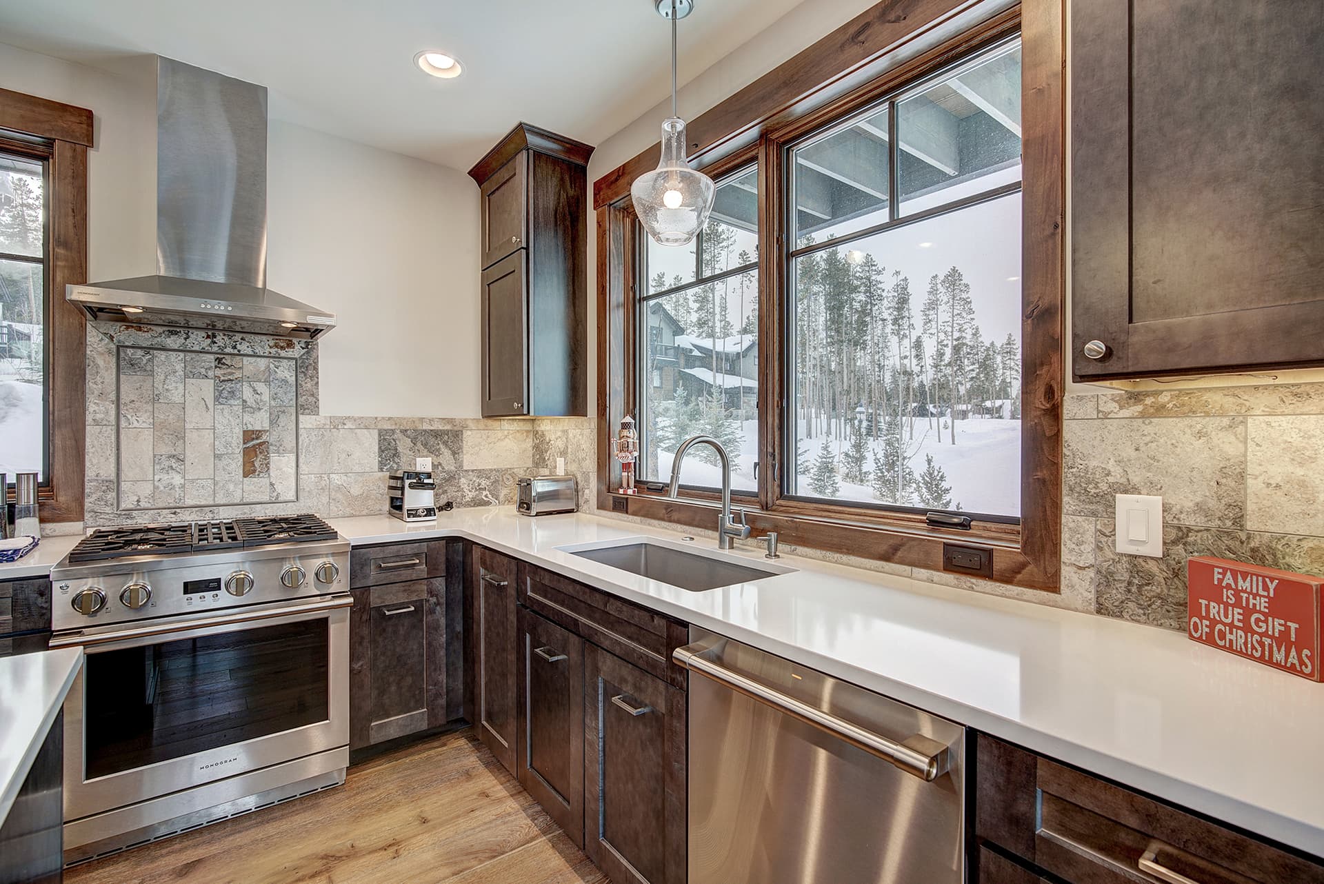 Eagle Ridge - Image 10