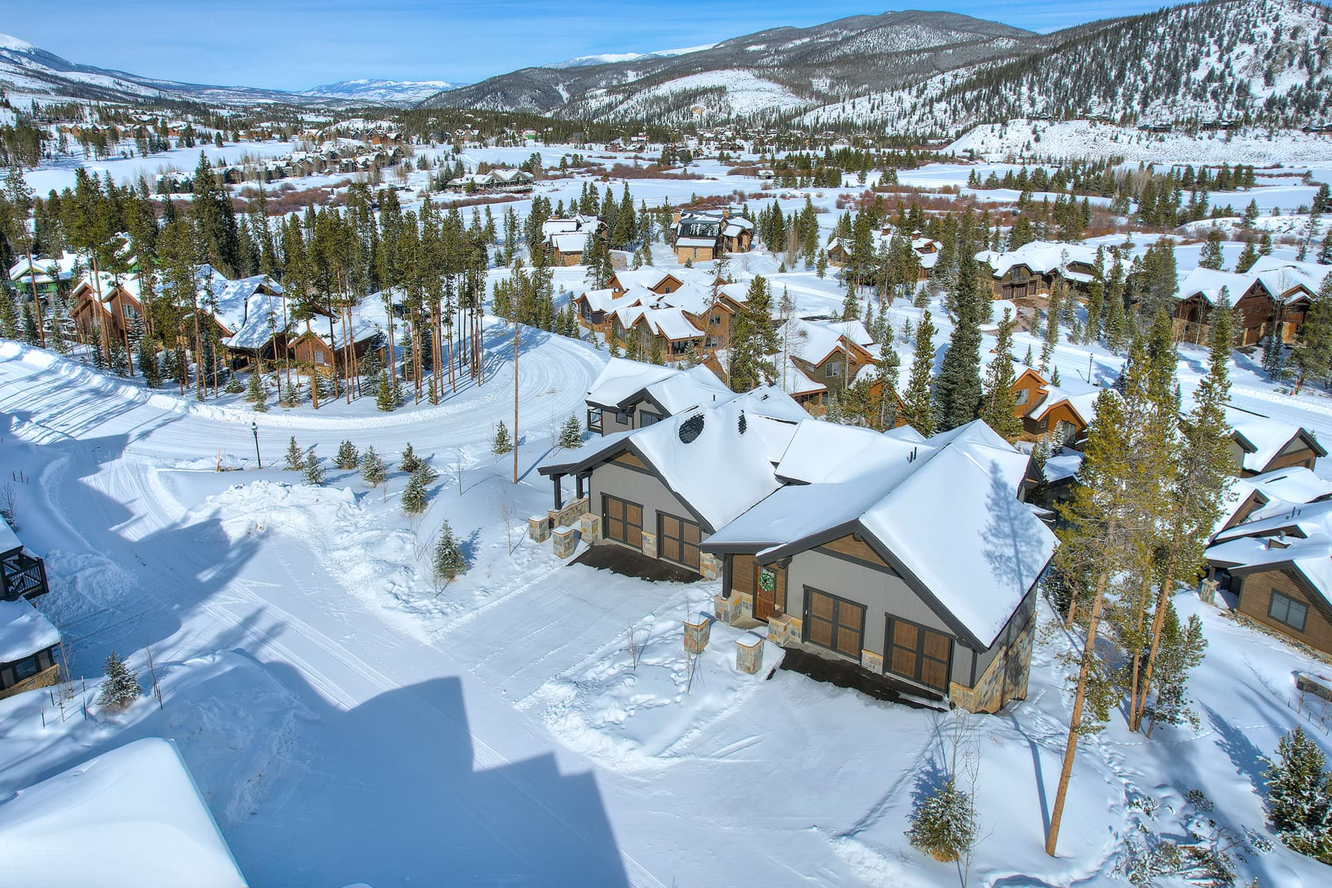 Eagle Ridge - Image 33