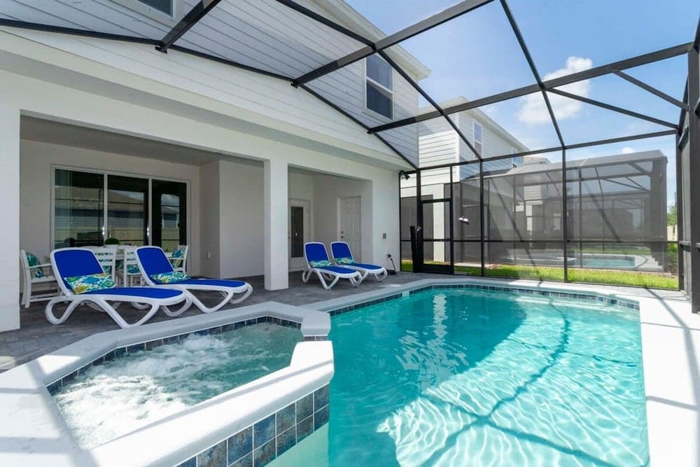 Super Cute Family Getaway - Image 26