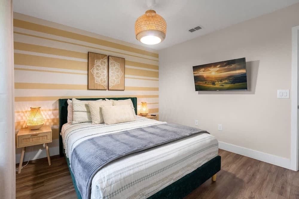 Summer Flowers Townhouse - Image 24