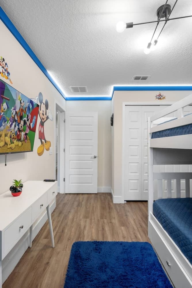 Summer Flowers Townhouse - Image 30