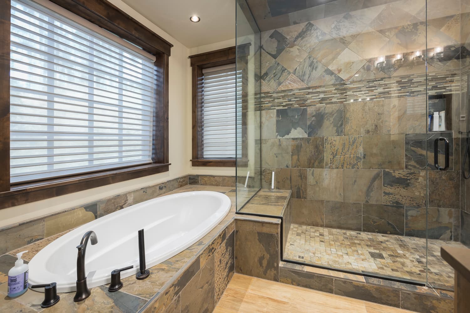 Ten Mile Vista - Image 18