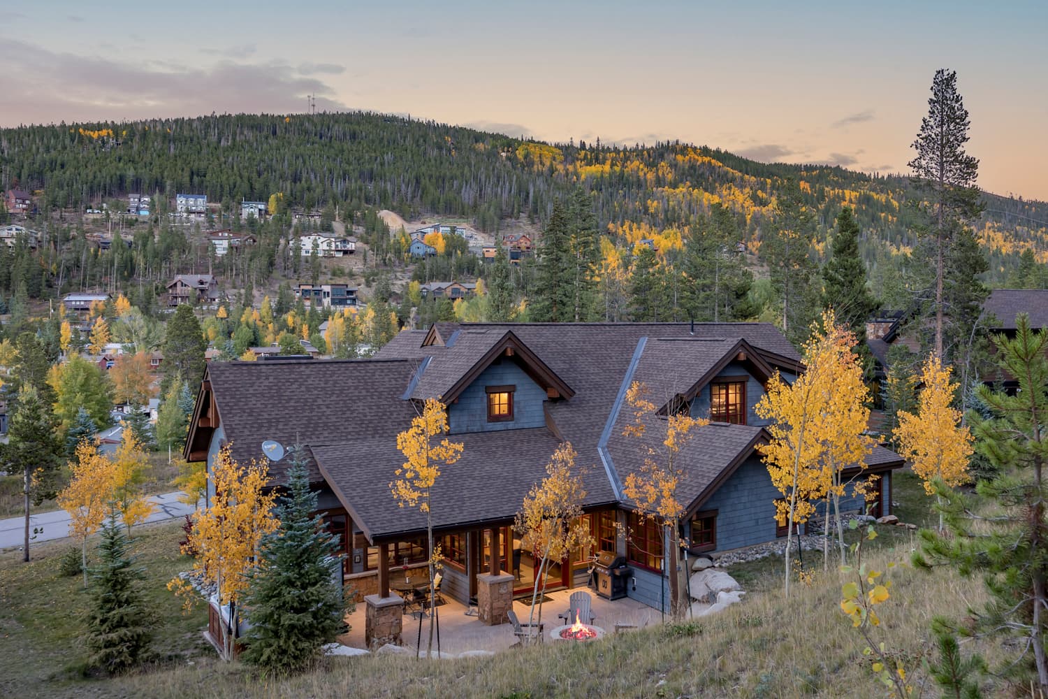 Ten Mile Vista - Image 43