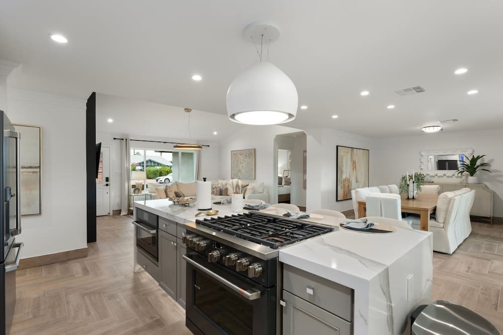 Hensley on Hubbell - Image 12